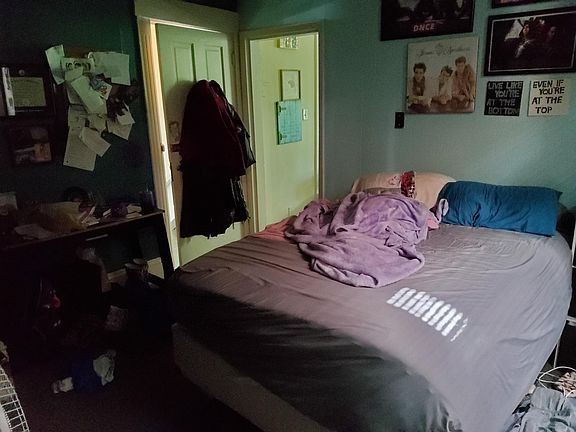 3rd image of 539-2 Fletcher Ave