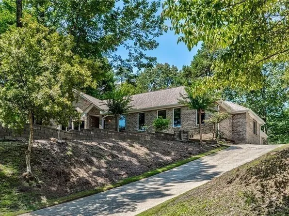 (undisclosed Address), Waleska, GA 30183