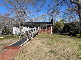 57 Rawlinson Dr, Coventry, RI 02816
