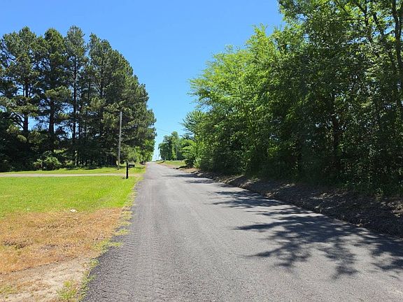 4th image of 22428 Cannery Rd