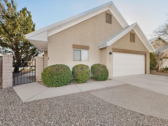4th image of 316 La Chamisal Ln NW