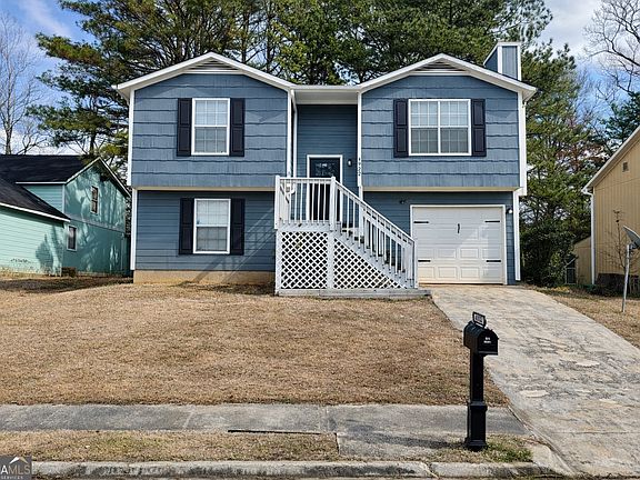 2nd image of 4922 Windsor Downs Ln