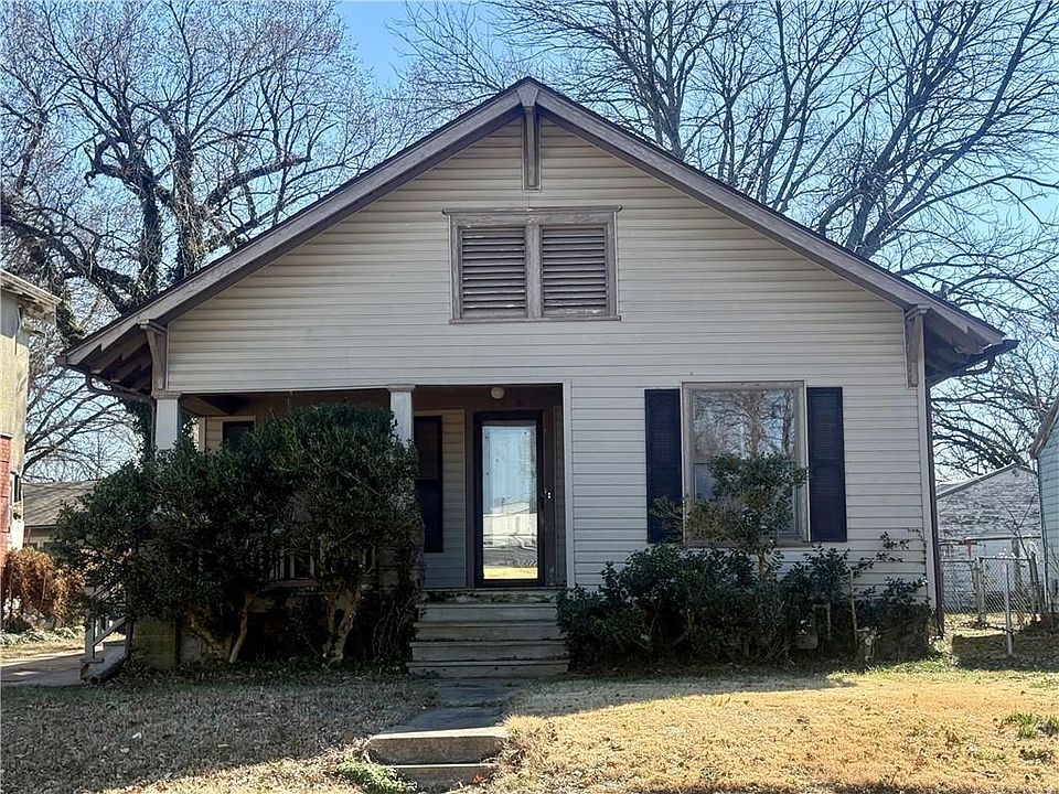 1st image of 3108 Crawford Ave