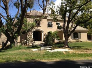 2611 Huntington Rd, Sacramento, CA 95864