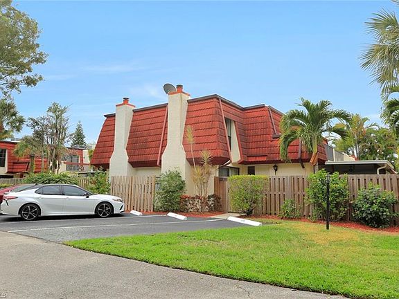 2nd image of 10835 Meadow Lark Cove Dr