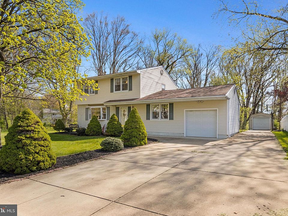 1st image of 2108 Brandywood Dr