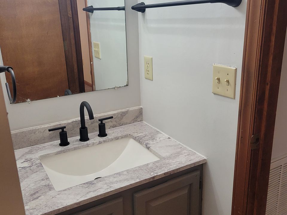 1st image of 1173 Pebble Dr Unit 1173
