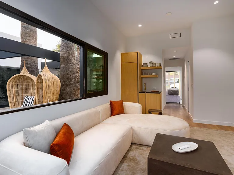 5311 E Mitchell Dr — Photo 20
