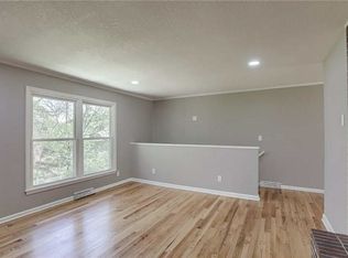 9917 Flora Ave, Kansas City, MO 64131