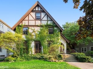 428 Elder Ln, Winnetka, IL 60093