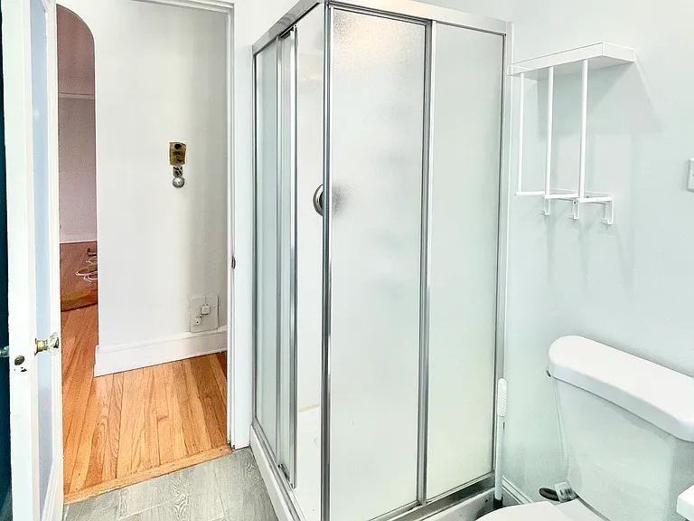 2081 W Lunt Ave #K3 — Photo 12