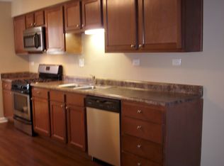 1520 Dempster St APT 204, Mount Prospect, IL 60056