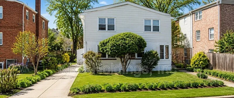 2 bed, 1.0 bath, 1000 sqft, $1,875 — Photo 1