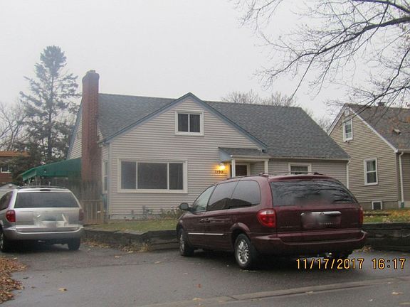 3rd image of 1199 Lark Ave E