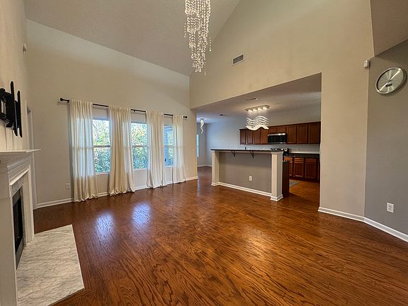 5th image of 9124 Carissa Dr