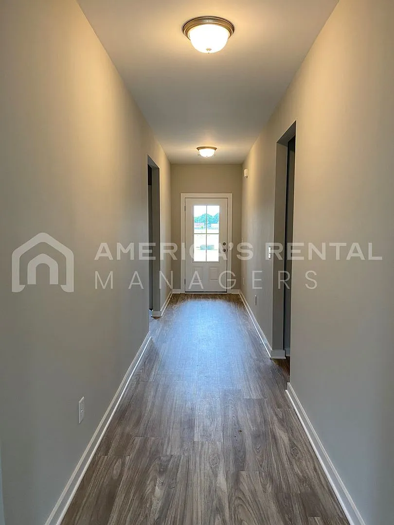 Home for Rent in Tuscaloosa, AL — Photo 4