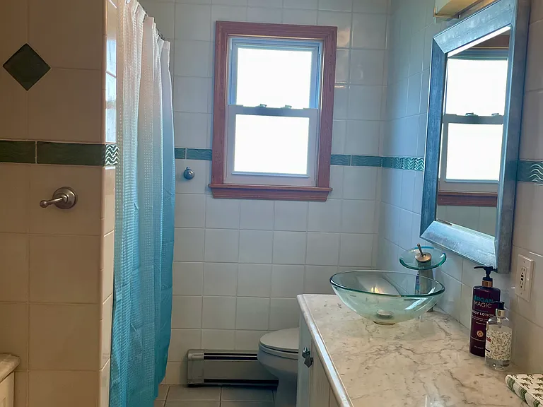 89 Lynbrook Ave — Photo 8