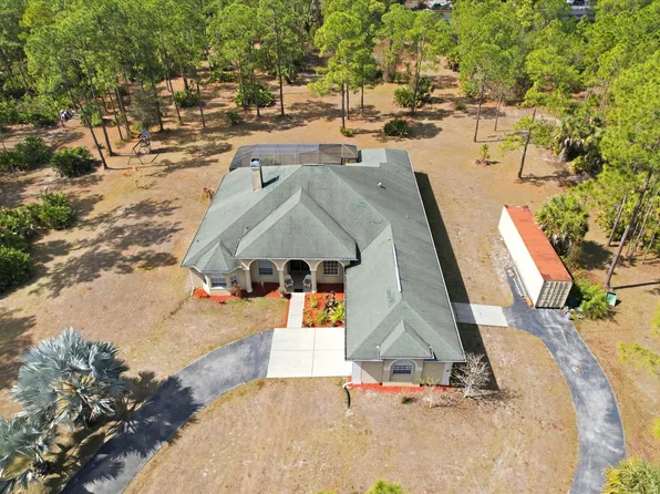 1485 Desoto Blvd N, Naples, FL 34120