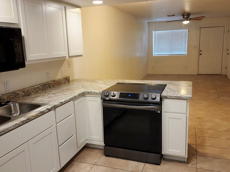 Glass Top Stove & Built In Microwave!