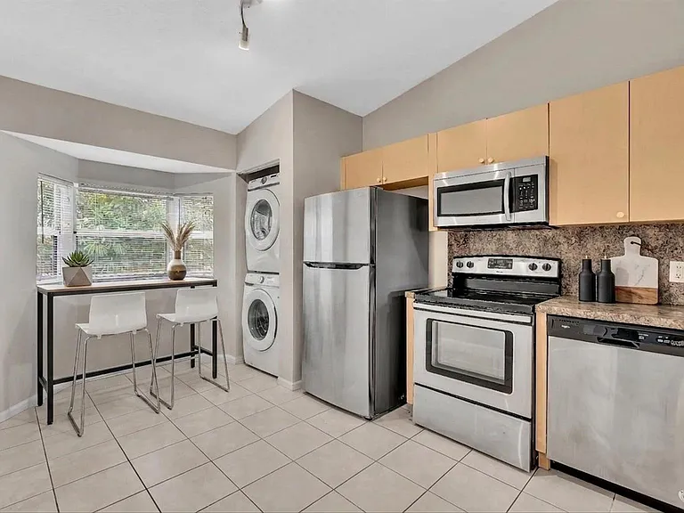 3504 Briar Bay Blvd #204 — Photo 5