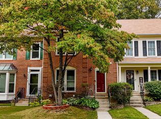 6036 Rockton Ct, Centreville, VA 20121