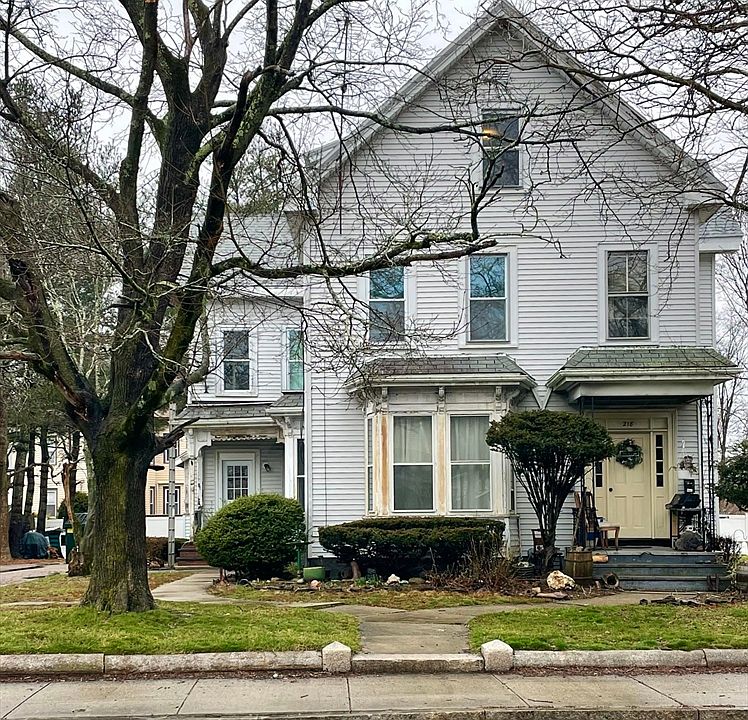 2nd image of 218 South Ave