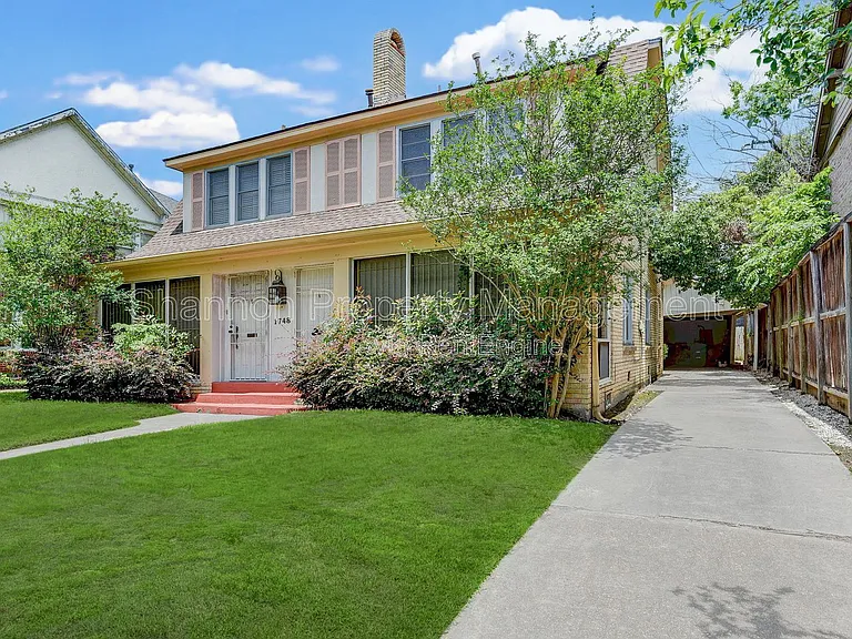 1748 Hawthorne St #B — Photo 3