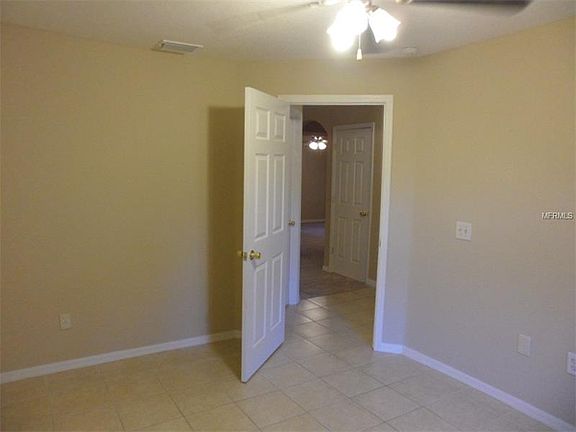 3rd image of 701 Hoffman Blvd