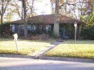 7334 Saunders Rd, Houston, TX 77016