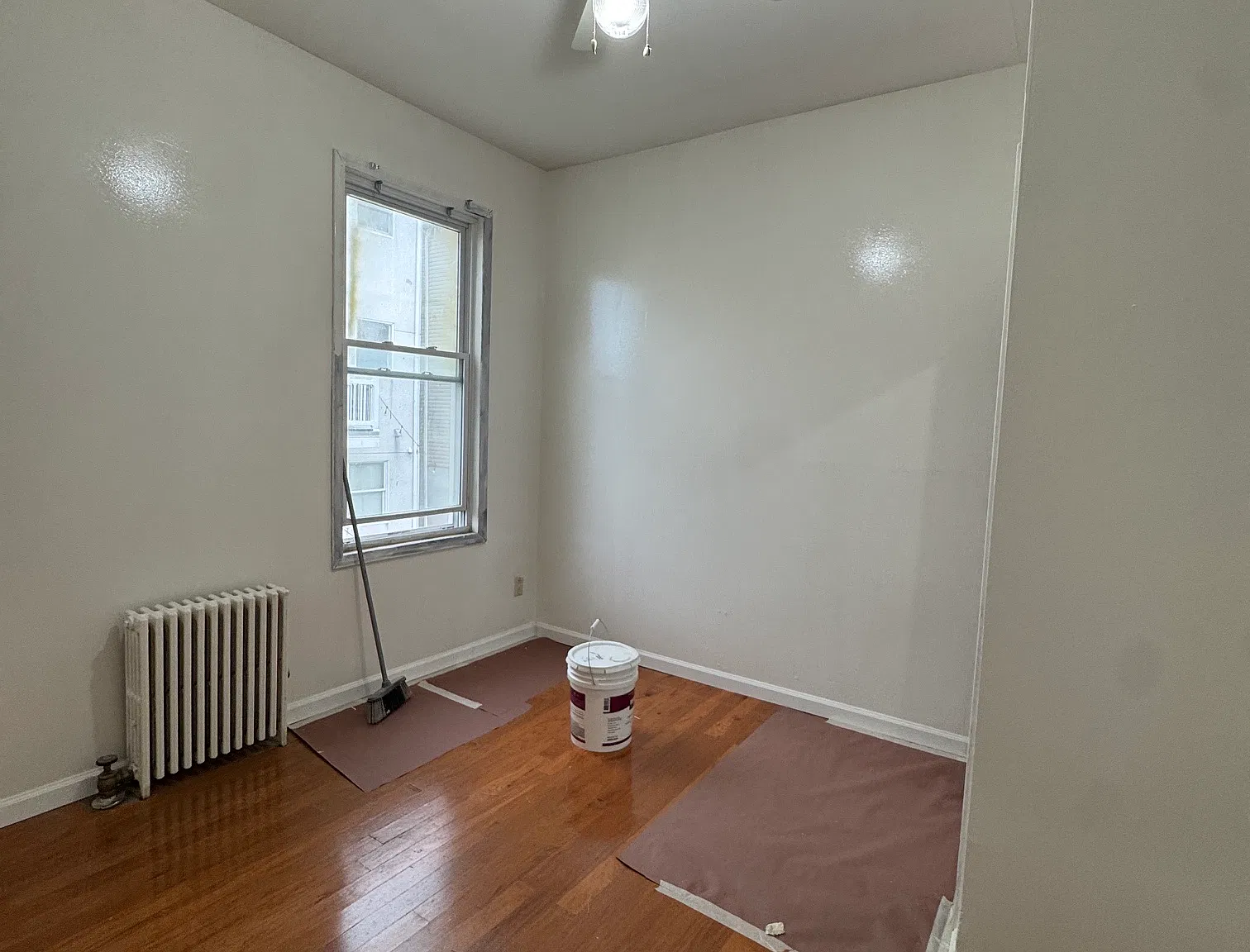 3 bed, 1000 sqft, $2,800 — Photo 2