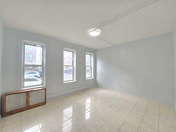 3rd image of 7803 21st Ave #1F