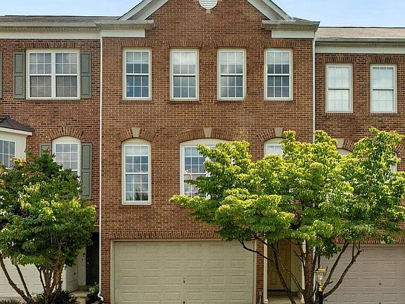 2nd image of 6255 Cozy Glen Ct
