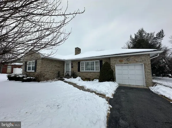 175 Orchard Cir, Greencastle, PA 17225