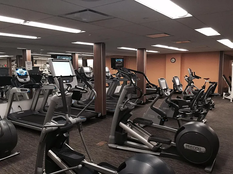 Gym (use included with rental, no extra charge)