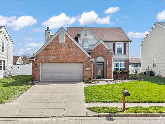 2nd image of 413 Deerwood Dr