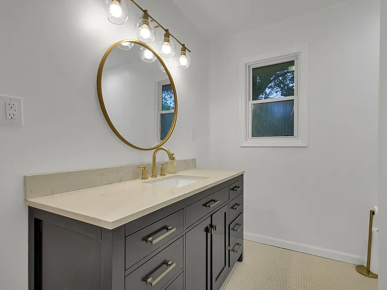 1215 Dowden St — Photo 18