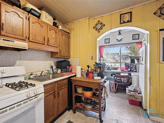 5th image of 912 Brinton Dr