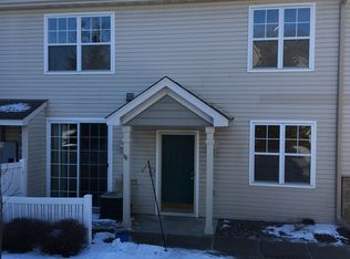 9277 Holly Ln N #1, Maple Grove, MN 55311