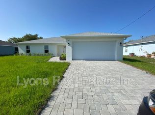 22 NW 25th St, Cape Coral, FL 33993
