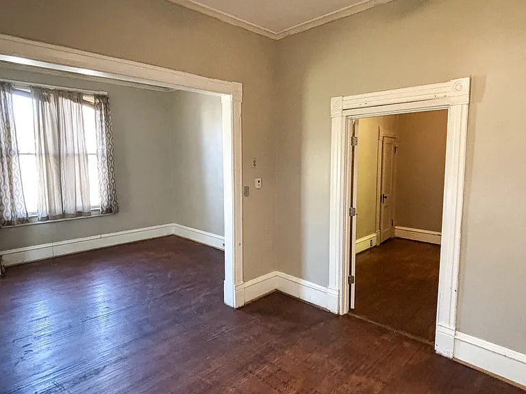 812 W Virginia Ave — Photo 11