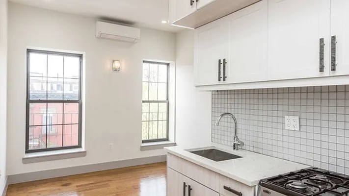 Rented by Nooklyn NYC LLC | media 39