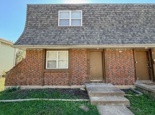219 N Oak Dr UNIT B, Belton, MO 64012