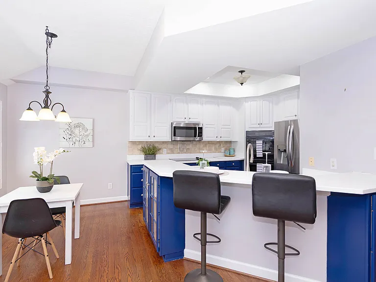 73 Mizzen Cir — Photo 2