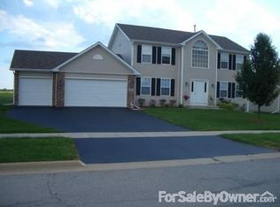 415 W Edson St, Poplar Grove, IL 61065