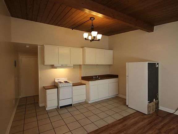 2nd image of 210 S Oak Knoll Ave APT 16