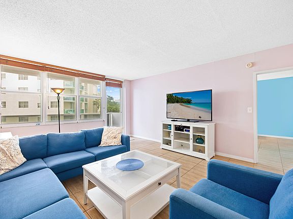 3rd image of 3725 S Ocean Drive #420