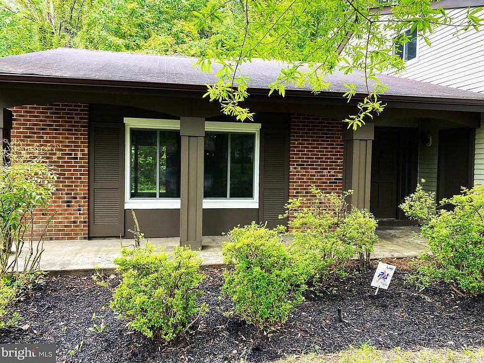 1st image of 8707 Baskerville Pl