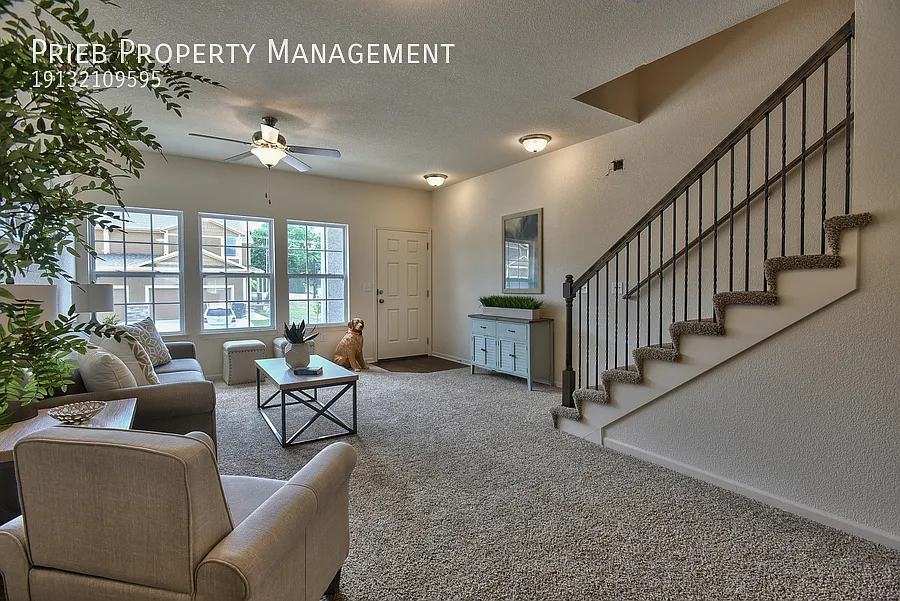 Prairie Haven Townhome - Available November 30th — Photo 3