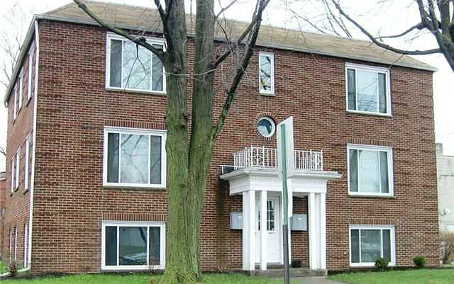 1st image of 3156 Algonquin Pkwy