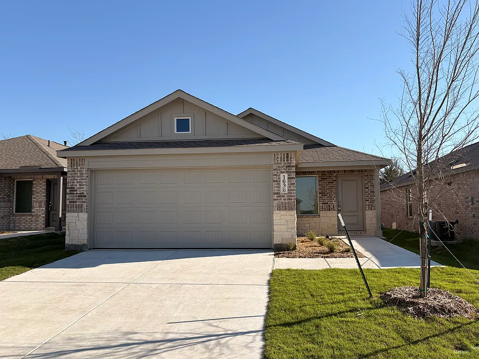 1636 Elliott Rd